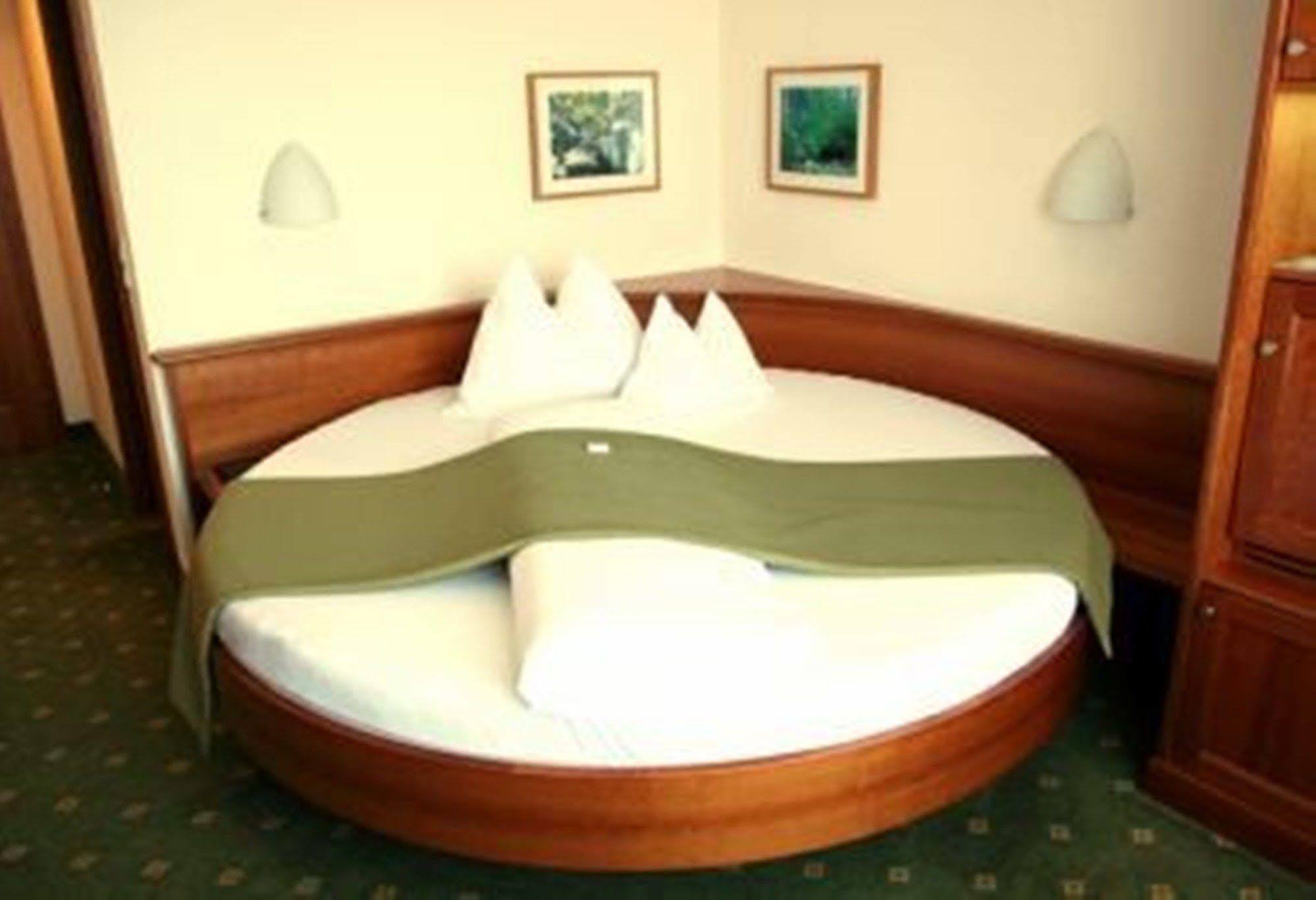 Hotel & Restaurant Stern Гмюнд Екстериор снимка